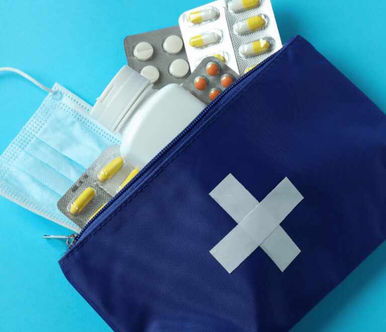 Kit salute da viaggio: parti sereno